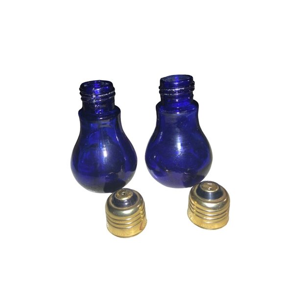 Blue Light Bulb Salt & Pepper Shaker Set - Picture 9 of 14